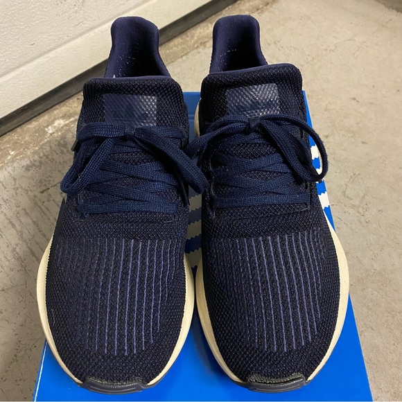Adidas Swift Run M Sneaker AC7165 - Men’s 9 - Navy, White, w/ Box - Picture 2 of 13